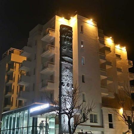פסארו Hotel Alexander Museum Palace מראה חיצוני תמונה