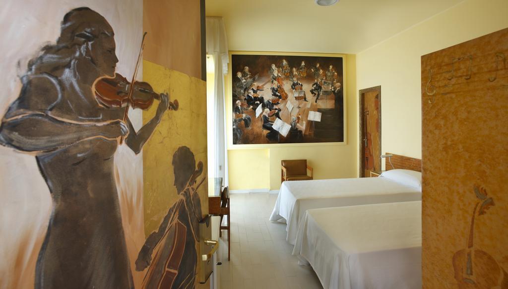 פסארו Hotel Alexander Museum Palace חדר תמונה