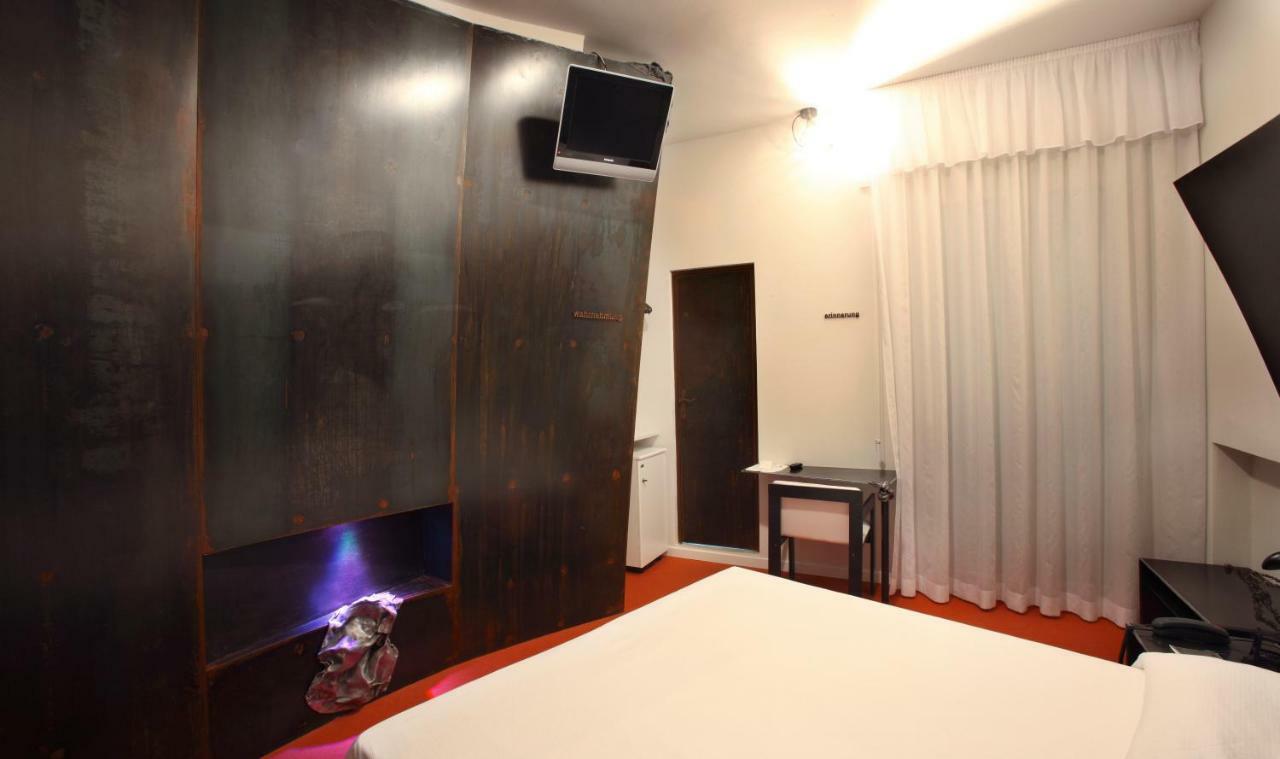 פסארו Hotel Alexander Museum Palace מראה חיצוני תמונה